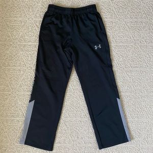 Under Armour loose fit straight leg pant Youth Medium
